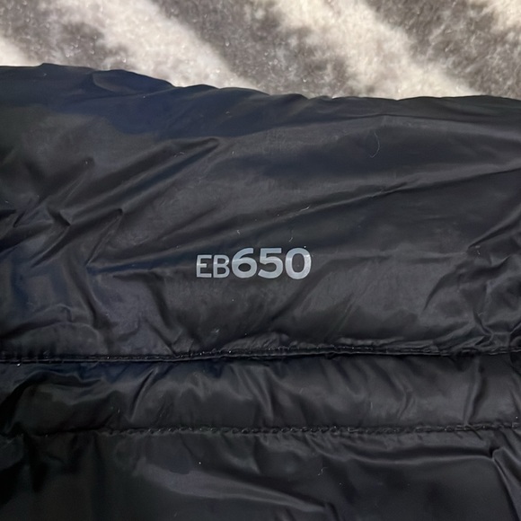 Eddie Bauer Puffy Vest - Picture 6 of 6